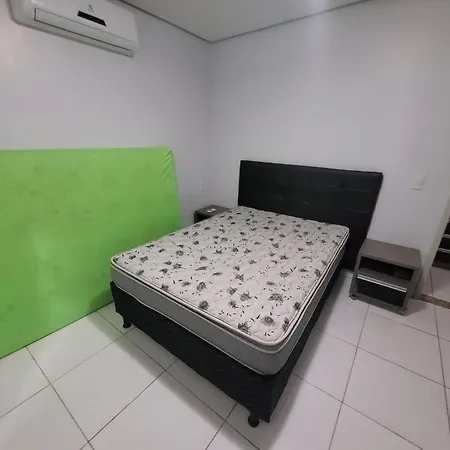 Lagoa Flat Service Rm Hopsedagem Caldas Novas Exterior photo